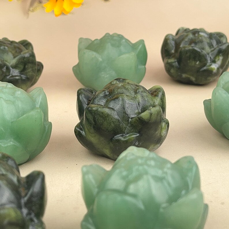 1pcs Green Jade Or Green Aventurine Artichokes/Thistle Carved Healing Crystal Crafts Gemstone Carvings